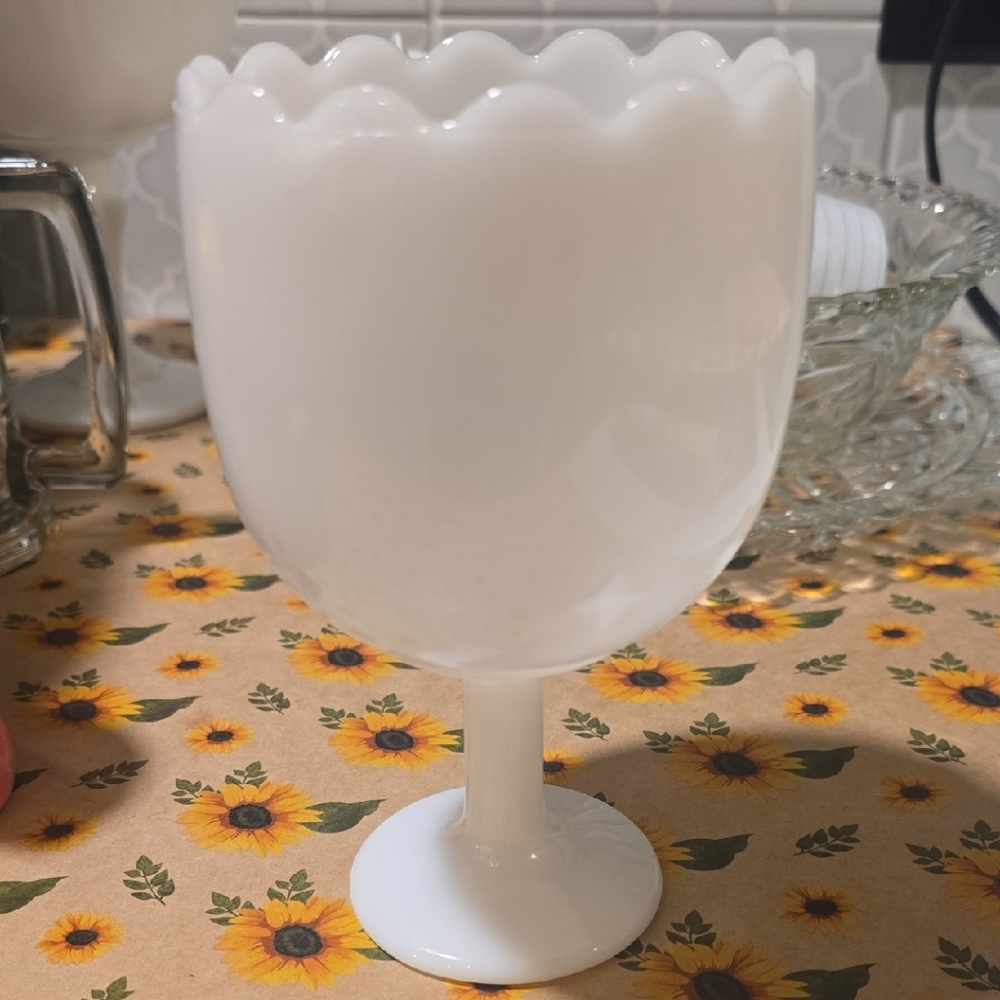 White Scalloped Pedestal Glass